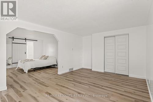 1444 Normandy Crescent, Ottawa, ON - Indoor Photo Showing Bedroom