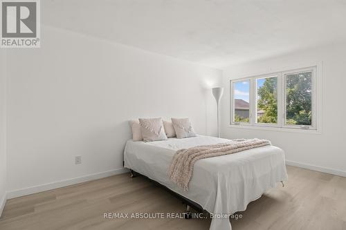 1444 Normandy Crescent, Ottawa, ON - Indoor Photo Showing Bedroom