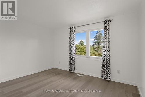1444 Normandy Crescent, Ottawa, ON - Indoor Photo Showing Other Room
