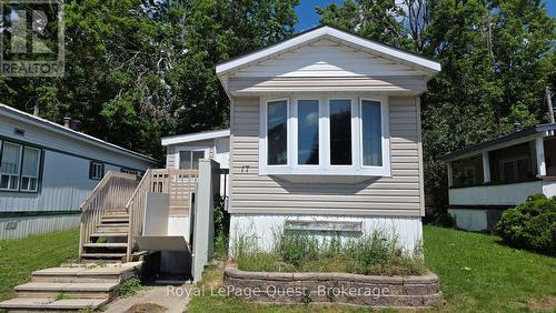 17 - 26 DUNN AVENUE  Orillia, ON L3V 2N9