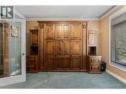 Murphy bed included. Leave up. - 