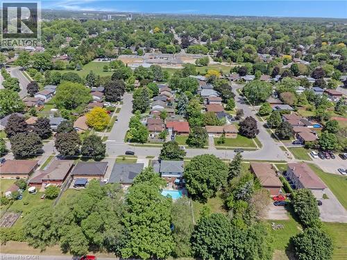 Aerial view of a residential neighborhood with a mix of single-story and two-story homes - 139 Dorset Road, Cambridge, ON 