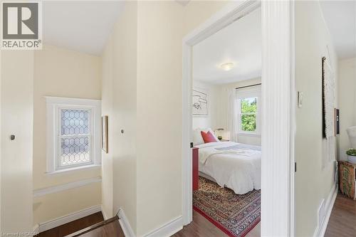 77 Cameron Avenue N, Hamilton, ON 