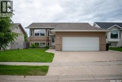 71 Longpre CRESCENT Prince Albert, SK S6X 1C6