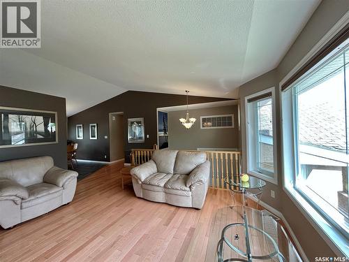 71 Longpre Crescent, Prince Albert, SK 