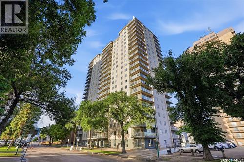 1207 320 5th AVENUE N  Saskatoon, SK S7K 2P5