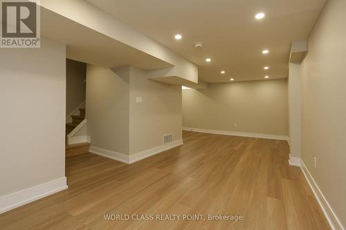 4272 Sawmill Valley Drive, Mississauga, ON 