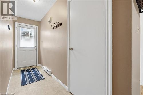 513 Weber Street N Unit# B, Waterloo, ON - Indoor Photo Showing Other Room