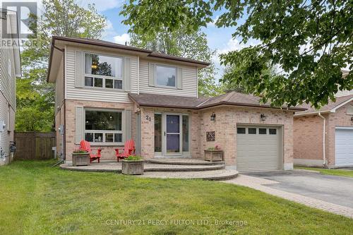 21 ARRAN COURT  Clarington, ON L1E 2E5