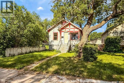 1132 Queen Street, Regina, SK 