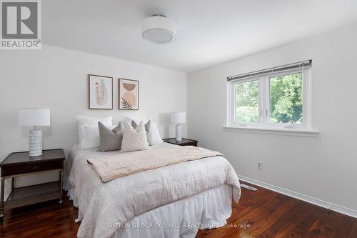 853 Kowal Drive, Mississauga, ON 