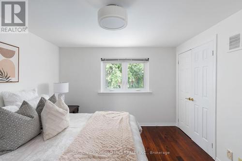853 Kowal Drive, Mississauga, ON 