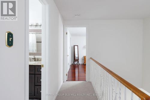 853 Kowal Drive, Mississauga, ON 