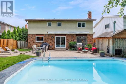 853 Kowal Drive, Mississauga, ON 