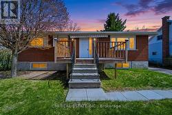625 FIRST AVENUE Laurentian Valley, ON K8A 5E3