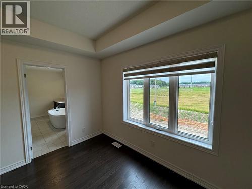 10 Guernsey Drive Unit# Upper, Kitchener, ON 