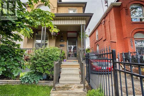 137 Wentworth Street N, Hamilton, ON 