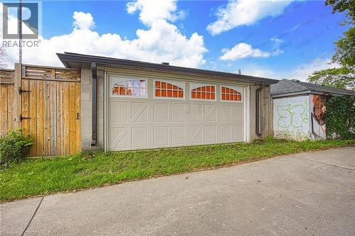 137 Wentworth Street N, Hamilton, ON 