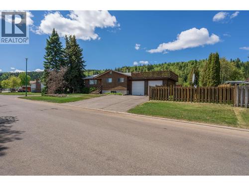 379 Killoren Crescent, Prince George, BC 