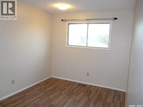2908-2910 Preston Avenue S, Saskatoon, SK 