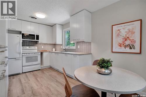 2908-2910 Preston Avenue S, Saskatoon, SK 