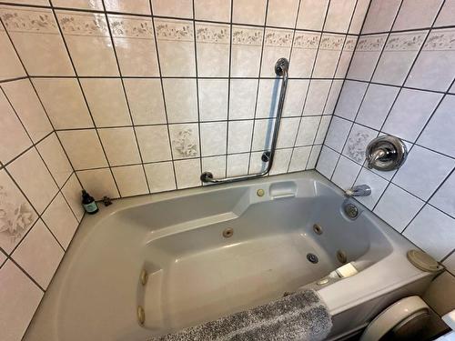 242 Empire Ave, Thunder Bay, ON 
