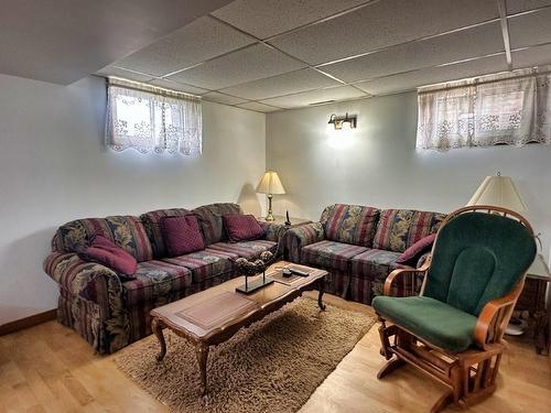 242 Empire Ave, Thunder Bay, ON 