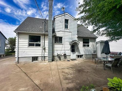 242 Empire Ave, Thunder Bay, ON 