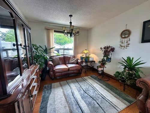 242 Empire Ave, Thunder Bay, ON 