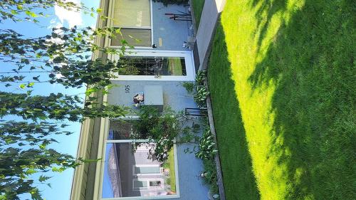 105-601 Wade Avenue  Penticton, BC V2A 1V6