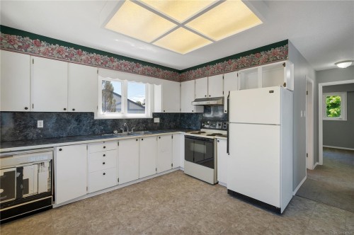 826 Ash St, Campbell River, BC 