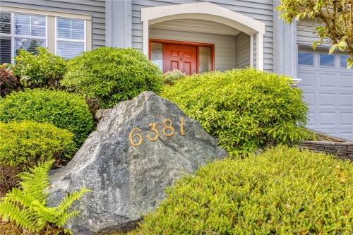 6381 Icarus Dr, Nanaimo, BC 