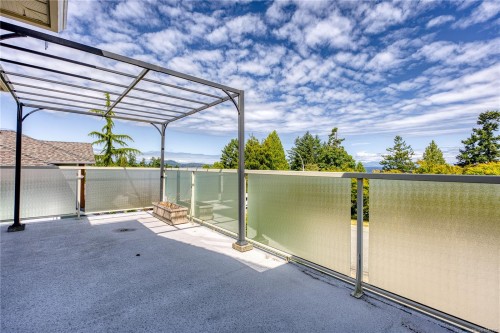 6381 Icarus Dr, Nanaimo, BC 