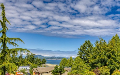 6381 Icarus Dr, Nanaimo, BC 