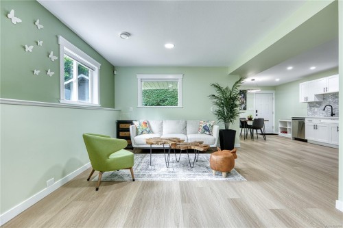 6381 Icarus Dr, Nanaimo, BC 