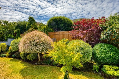 6381 Icarus Dr, Nanaimo, BC 