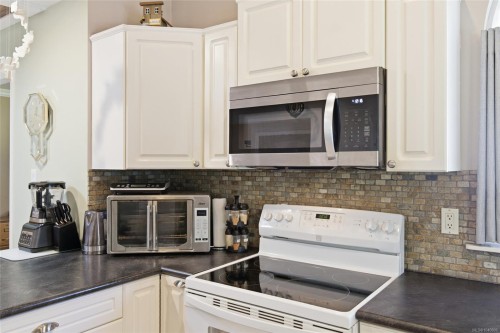 #30-677 Bunting Pl, Comox, BC 