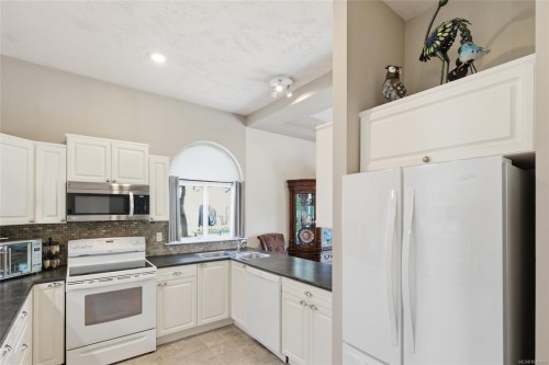 #30-677 Bunting Pl, Comox, BC 