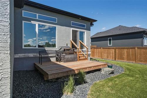 90 Taylor Farm Rd, Headingley, MB 