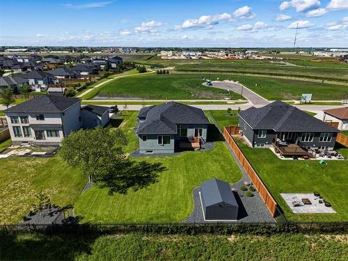 90 Taylor Farm Rd, Headingley, MB 