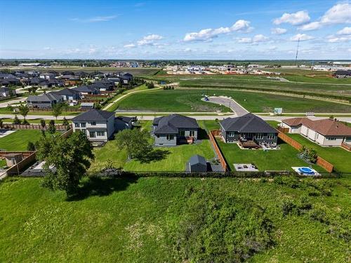 90 Taylor Farm Rd, Headingley, MB 