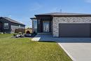 90 Taylor Farm Rd, Headingley, MB 