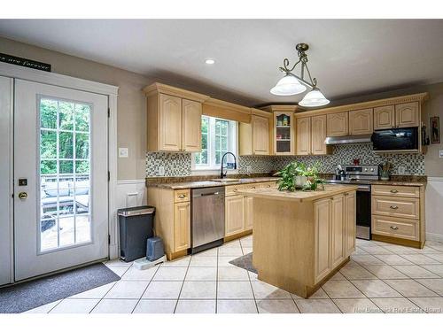 121 Alexander Dr, Beaver Dam, NB 