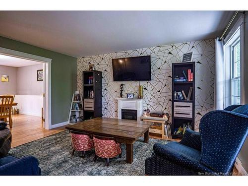 121 Alexander Dr, Beaver Dam, NB 