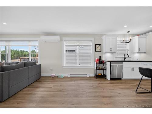121 Glennorth St, Fredericton, NB 