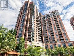 1039 - 60 HEINTZMAN STREET Toronto, ON M6P 5A1