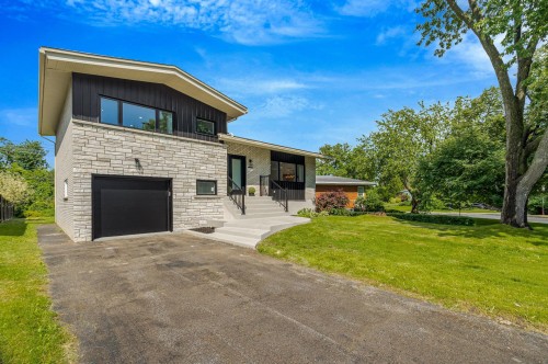 Façade - 157 Av. Douglas-Shand, Pointe-Claire, QC 