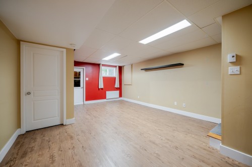 Salle familiale - 495 Ch. De La Rive-Sud, Farnham, QC 