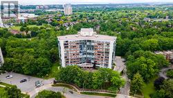 1006 - 1240 MARLBOROUGH COURT Oakville, ON L6H 3K7