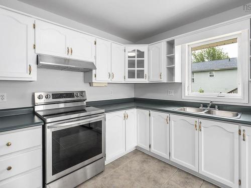186 Avenue Du Portage, Dartmouth, NS 